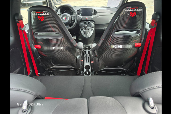 Fiat 500 1.4 T-Jet Abarth Esseesse 70th Anniversary / Sabelt Stoelen / AKRAPOVIC / Carbon / Navi / Ecc / Rode Gordels / Led