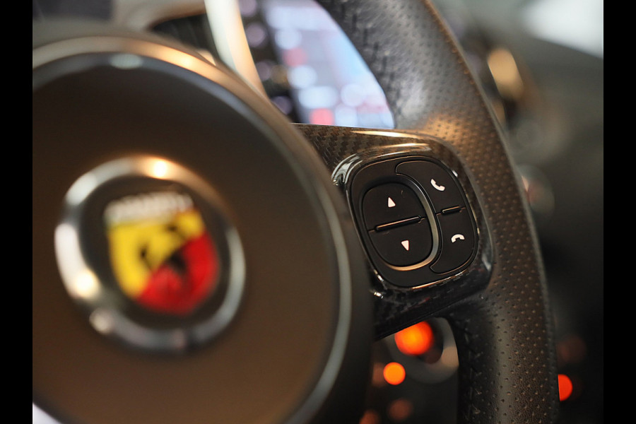 Fiat 500 1.4 T-Jet Abarth Esseesse 70th Anniversary / Sabelt Stoelen / AKRAPOVIC / Carbon / Navi / Ecc / Rode Gordels / Led