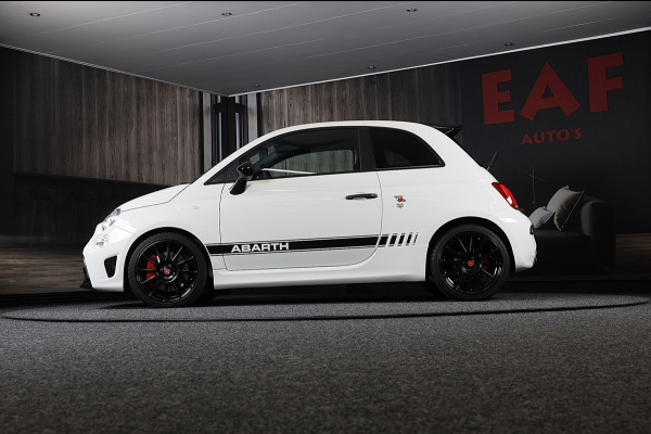 Fiat 500 1.4 T-Jet Abarth Esseesse 70th Anniversary / Sabelt Stoelen / AKRAPOVIC / Carbon / Navi / Ecc / Rode Gordels / Led