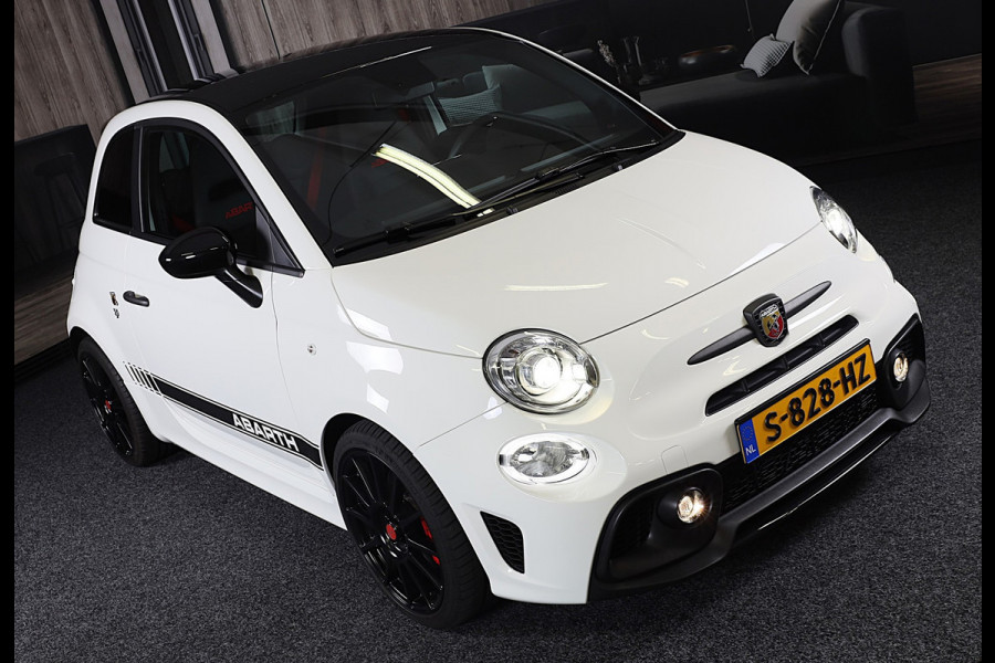 Fiat 500 1.4 T-Jet Abarth Esseesse 70th Anniversary / Sabelt Stoelen / AKRAPOVIC / Carbon / Navi / Ecc / Rode Gordels / Led