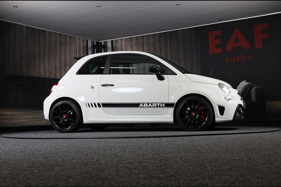 Fiat 500 1.4 T-Jet Abarth Esseesse 70th Anniversary / Sabelt Stoelen / AKRAPOVIC / Carbon / Navi / Ecc / Rode Gordels / Led