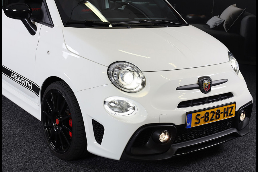 Fiat 500 1.4 T-Jet Abarth Esseesse 70th Anniversary / Sabelt Stoelen / AKRAPOVIC / Carbon / Navi / Ecc / Rode Gordels / Led