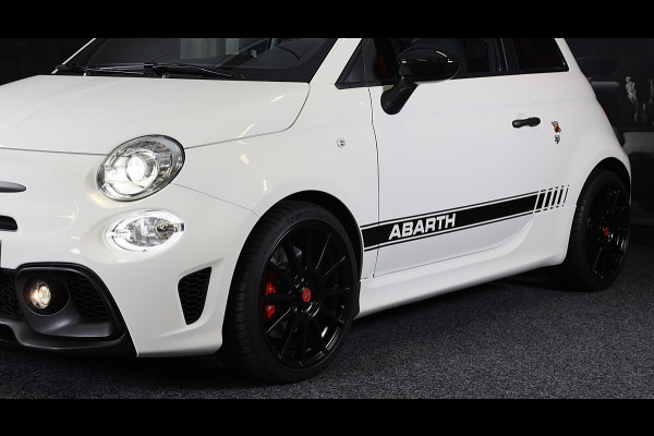 Fiat 500 1.4 T-Jet Abarth Esseesse 70th Anniversary / Sabelt Stoelen / AKRAPOVIC / Carbon / Navi / Ecc / Rode Gordels / Led