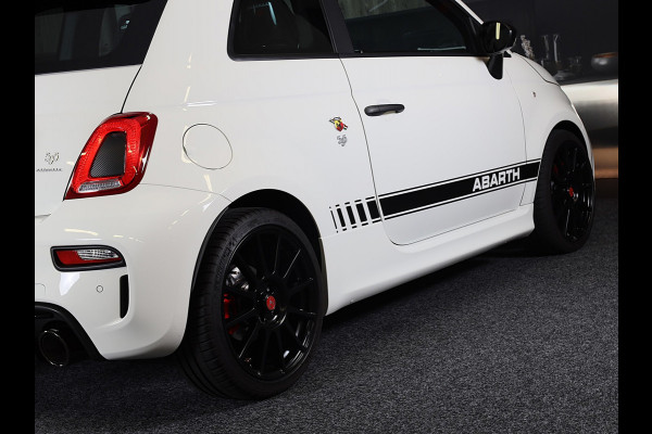 Fiat 500 1.4 T-Jet Abarth Esseesse 70th Anniversary / Sabelt Stoelen / AKRAPOVIC / Carbon / Navi / Ecc / Rode Gordels / Led