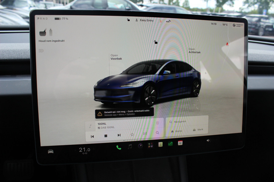 Tesla Model 3 RWD 60 kWh / Autopilot 4 / 4season banden / Panoramadak / Camera / Leder / 18'' / Navigatie / Stoelverwarming