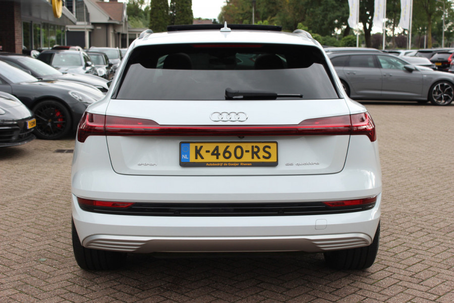 Audi e-tron e-tron 55 quattro advanced Pro Line Plus 95 kWh / SoH 93,7% / Panoramadak / 360Camera / Head-up / Leder / 21'' / Luchtvering / B&O / Softclose / Sportstoelen / Stoelverwarming / Dodehoek / DAB / ACC