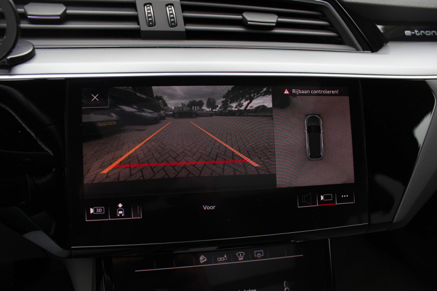 Audi e-tron e-tron 55 quattro advanced Pro Line Plus 95 kWh / SoH 93,7% / Panoramadak / 360Camera / Head-up / Leder / 21'' / Luchtvering / B&O / Softclose / Sportstoelen / Stoelverwarming / Dodehoek / DAB / ACC