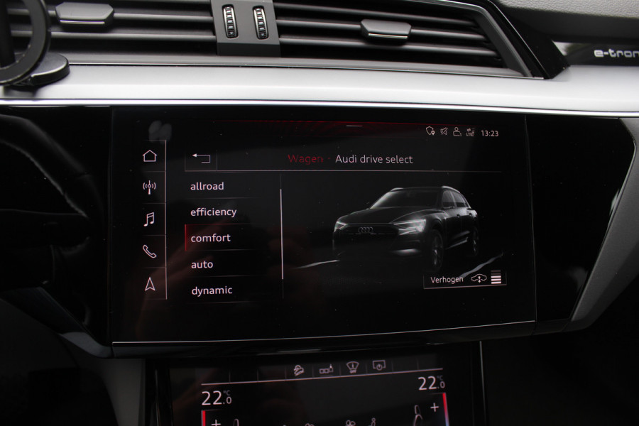 Audi e-tron e-tron 55 quattro advanced Pro Line Plus 95 kWh / SoH 93,7% / Panoramadak / 360Camera / Head-up / Leder / 21'' / Luchtvering / B&O / Softclose / Sportstoelen / Stoelverwarming / Dodehoek / DAB / ACC