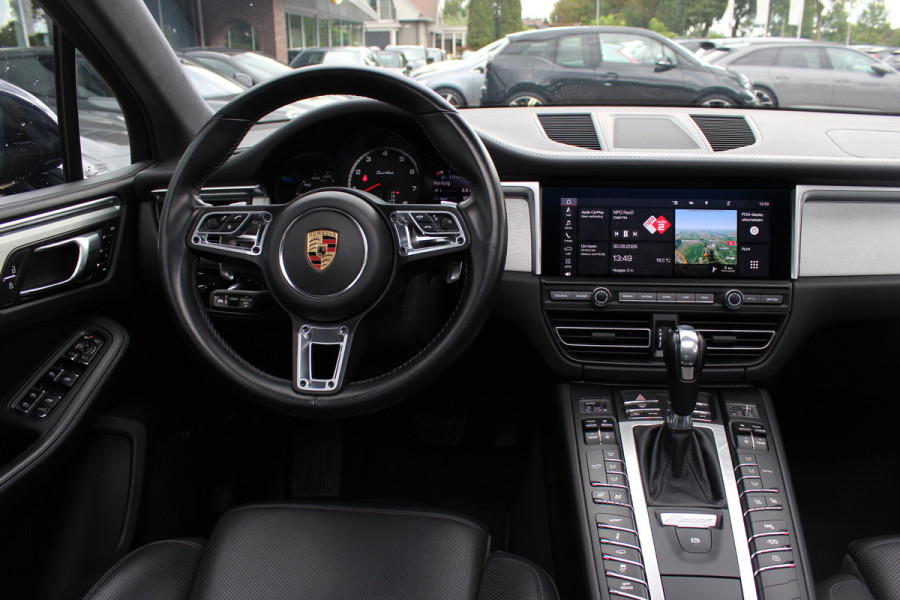 Porsche Macan 2.9 Turbo / Panoramadak / 360Camera / Standkachel / Luchtvering / Adaptieve Stoelen / Keyless / 21'' / Matrix LED / Bose / Sportdesign / Ventilatie+Verwarming / Dodehoek / DAB / ACC