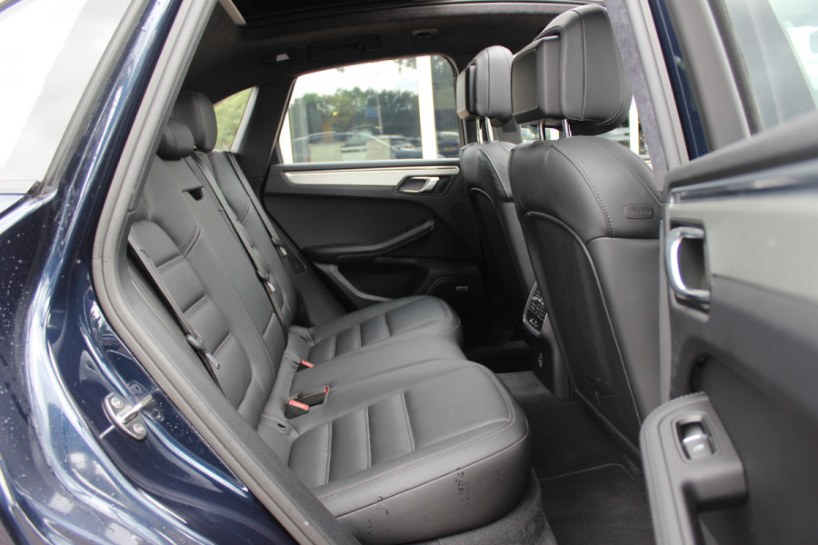 Porsche Macan 2.9 Turbo / Panoramadak / 360Camera / Standkachel / Luchtvering / Adaptieve Stoelen / Keyless / 21'' / Matrix LED / Bose / Sportdesign / Ventilatie+Verwarming / Dodehoek / DAB / ACC