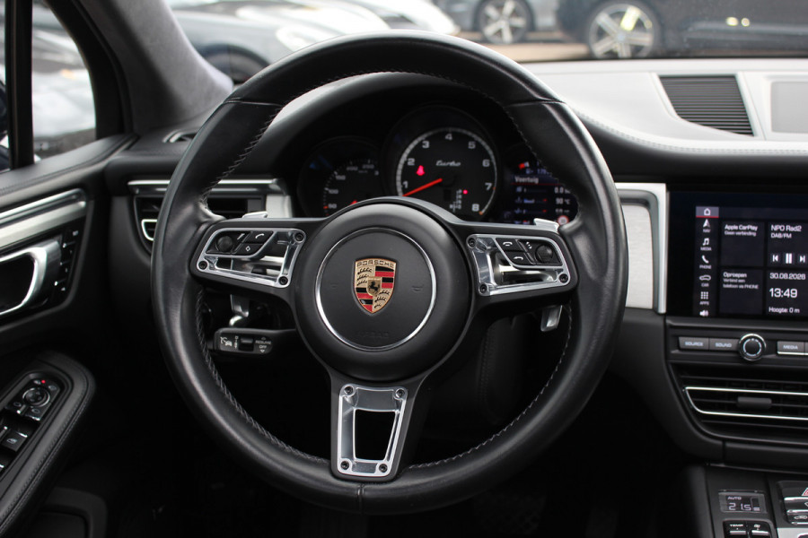 Porsche Macan 2.9 Turbo / Panoramadak / 360Camera / Standkachel / Luchtvering / Adaptieve Stoelen / Keyless / 21'' / Matrix LED / Bose / Sportdesign / Ventilatie+Verwarming / Dodehoek / DAB / ACC