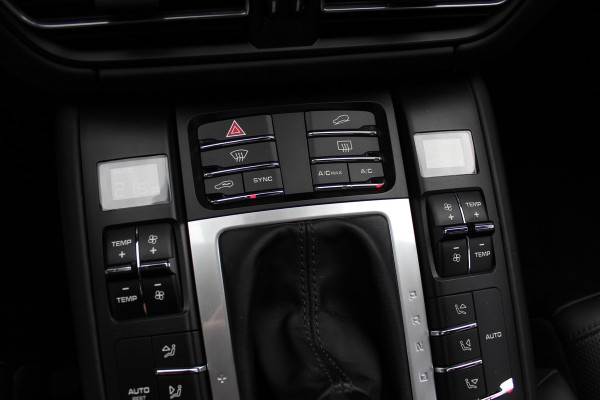 Porsche Macan 2.9 Turbo / Panoramadak / 360Camera / Standkachel / Luchtvering / Adaptieve Stoelen / Keyless / 21'' / Matrix LED / Bose / Sportdesign / Ventilatie+Verwarming / Dodehoek / DAB / ACC