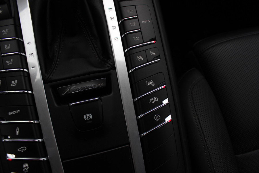 Porsche Macan 2.9 Turbo / Panoramadak / 360Camera / Standkachel / Luchtvering / Adaptieve Stoelen / Keyless / 21'' / Matrix LED / Bose / Sportdesign / Ventilatie+Verwarming / Dodehoek / DAB / ACC