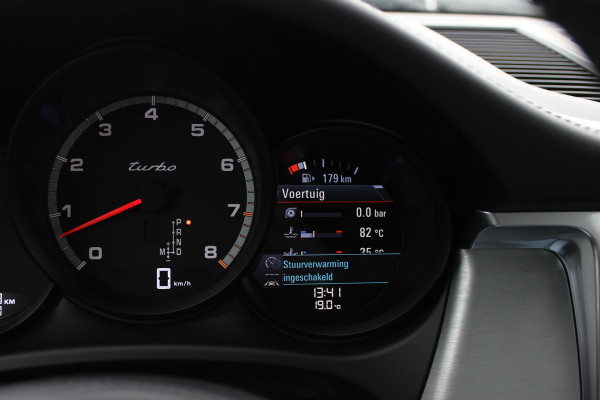 Porsche Macan 2.9 Turbo / Panoramadak / 360Camera / Standkachel / Luchtvering / Adaptieve Stoelen / Keyless / 21'' / Matrix LED / Bose / Sportdesign / Ventilatie+Verwarming / Dodehoek / DAB / ACC