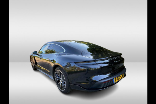 Porsche Taycan 4S Performance 84 kWh / Panoramadak / 360Camera / Head-up / Achterasbesturing / Passenger Display / Luchtvering / 20'' / Keyless / Sportdesign+Chrono / Ventilatie+Massage / Bose / Dodehoek / DAB / Cruise Control