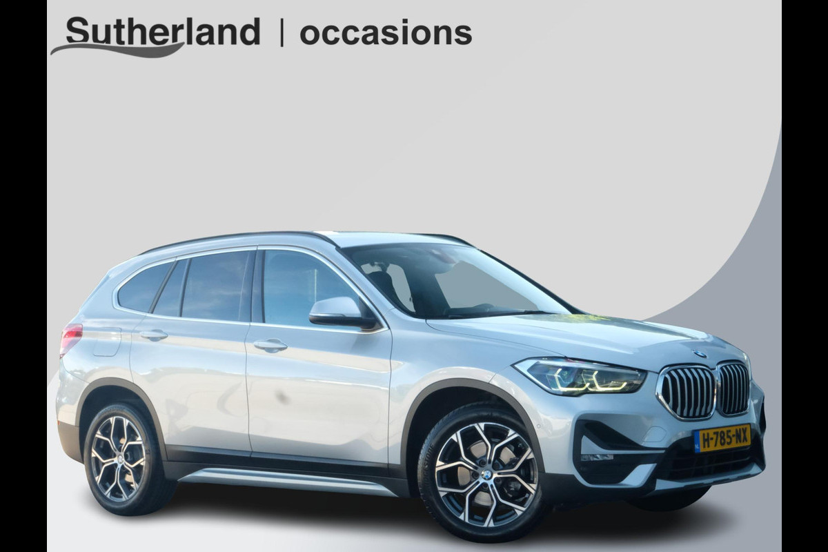 BMW X1 sDrive18i High Executive Edition 140 PK | Afneembare Trekhaak | Dealeronderhouden | Lederen Bekleding | Stoelverwarming | Camera | Head-Up display | Elektrische Klep | LED |