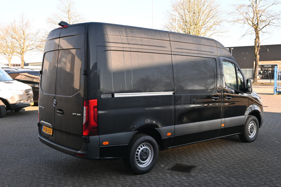 Mercedes-Benz Sprinter 317 CDI L2H2 Pro LED, Geveerde stoel, Smartphone integratie, Climate controle, Navigatie