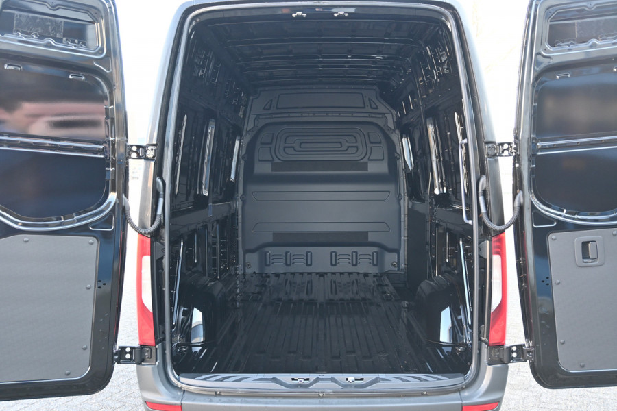 Mercedes-Benz Sprinter 317 CDI L2H2 Pro LED, Geveerde stoel, Smartphone integratie, Climate controle, Navigatie