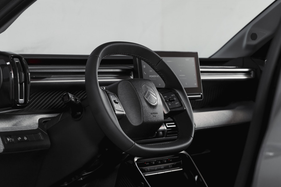 Citroën C3 Aircross 1.2 Hybrid 145pk Max 7-pers | Dig. Cockpit | Cruise | PDC | Camera | NAV + App. Connect | ECC | LM 17" | 8645