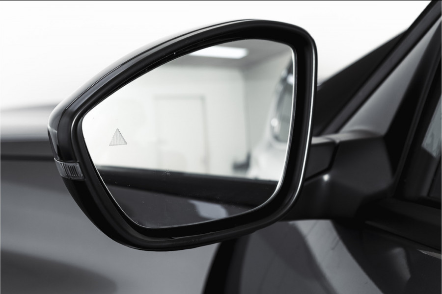 Citroën C3 Aircross 1.2 Hybrid 145pk Max 7-pers | Dig. Cockpit | Cruise | PDC | Camera | NAV + App. Connect | ECC | LM 17" | 8645