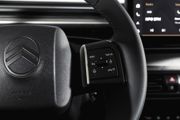 Citroën C3 Aircross 1.2 Hybrid 145pk Max 7-pers | Dig. Cockpit | Cruise | PDC | Camera | NAV + App. Connect | ECC | LM 17" | 8693