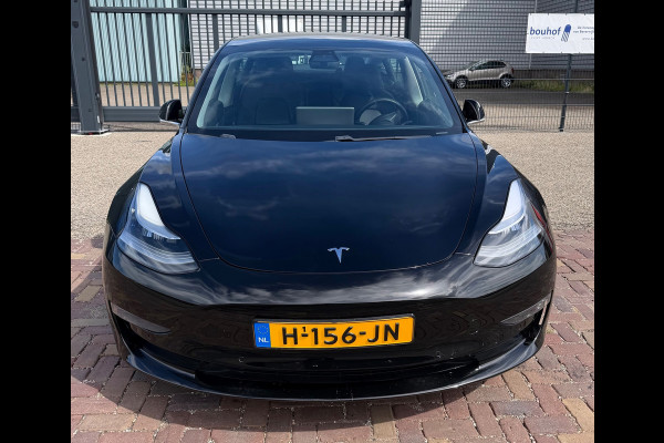 Tesla Model 3 Standard RWD Plus 60 kWh