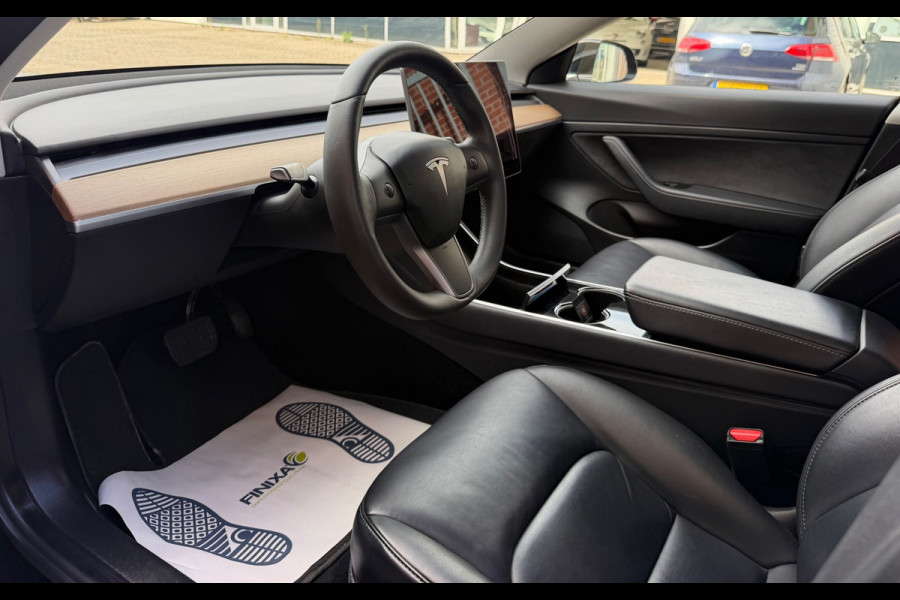 Tesla Model 3 Standard RWD Plus 60 kWh