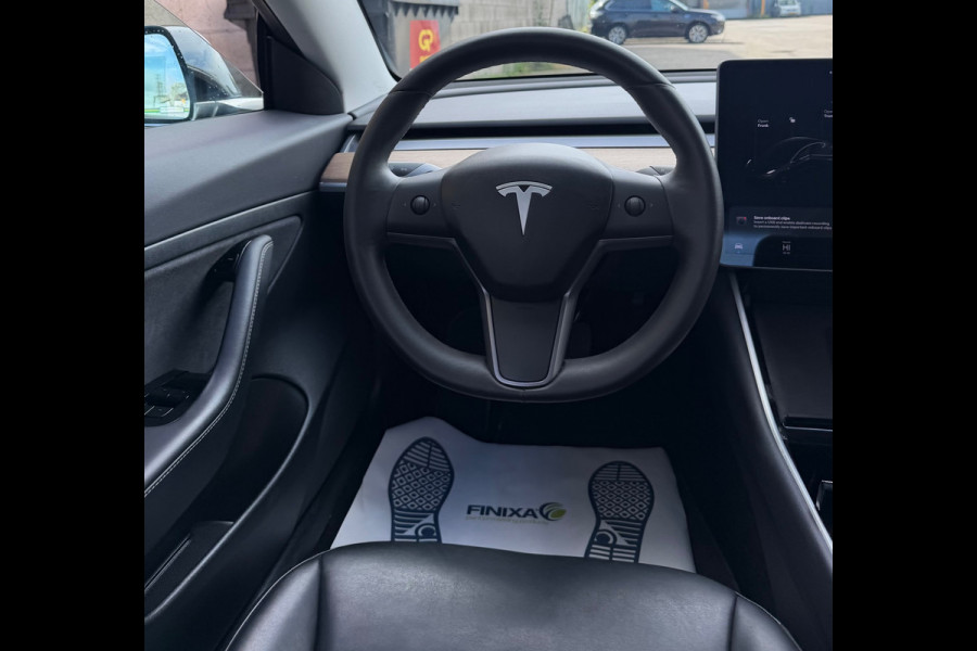 Tesla Model 3 Standard RWD Plus 60 kWh