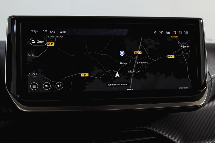 Peugeot 2008 1.2 PureTech 130 GT 131 PK | Dig. Cockpit | Adapt. Cruise | PDC | Camera | NAV + App. Connect | ECC | LM 17" |
