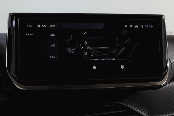 Peugeot 2008 1.2 PureTech 130 GT 131 PK | Dig. Cockpit | Adapt. Cruise | PDC | Camera | NAV + App. Connect | ECC | LM 17" |
