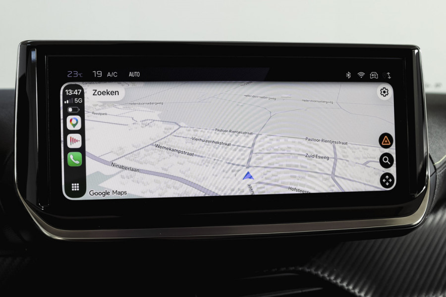 Peugeot 2008 1.2 PureTech 130 GT 131 PK | Dig. Cockpit | Adapt. Cruise | PDC | Camera | NAV + App. Connect | ECC | LM 17" |