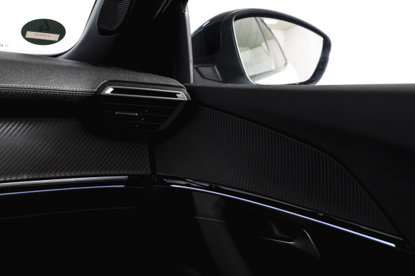 Peugeot 2008 1.2 PureTech 130 GT 131 PK | Dig. Cockpit | Adapt. Cruise | PDC | Camera | NAV + App. Connect | ECC | LM 17" |