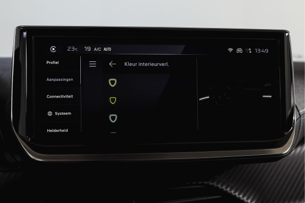Peugeot 2008 1.2 PureTech 130 GT 131 PK | Dig. Cockpit | Adapt. Cruise | PDC | Camera | NAV + App. Connect | ECC | LM 17" |