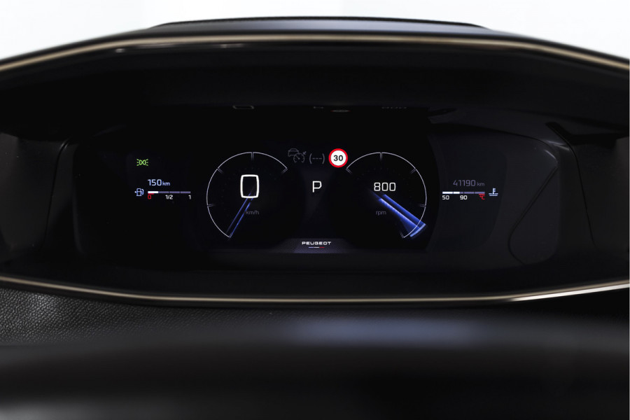 Peugeot 2008 1.2 PureTech 130 GT 131 PK | Dig. Cockpit | Adapt. Cruise | PDC | Camera | NAV + App. Connect | ECC | LM 17" |