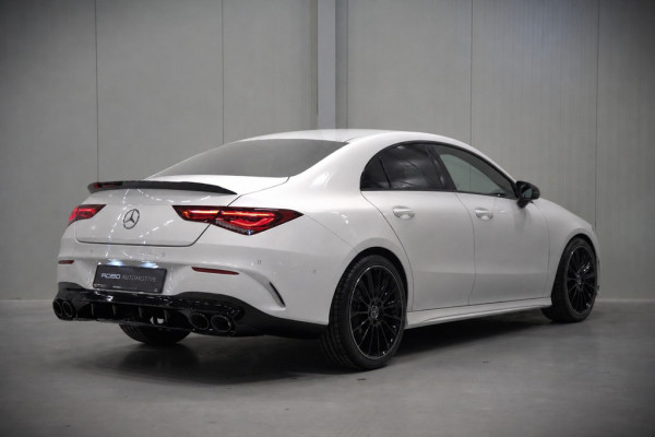 Mercedes-Benz CLA-Klasse 180 Business Solution AMG | Stoelverwarming | Apple Carplay | Keyless | Camera | Cruise Control | LED High Performance | Ambiance Verlichting | Midline Sound System | Navigatie |