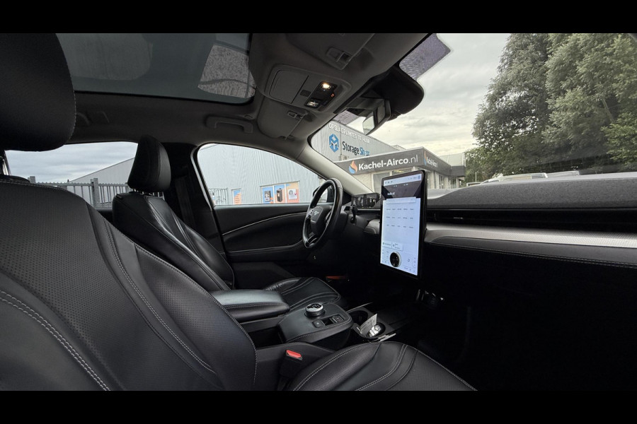 Ford Mustang Mach-E Aut. 75kwh Technolodgy Plus SoH 92% | Trekhaak | Panorama | Leder