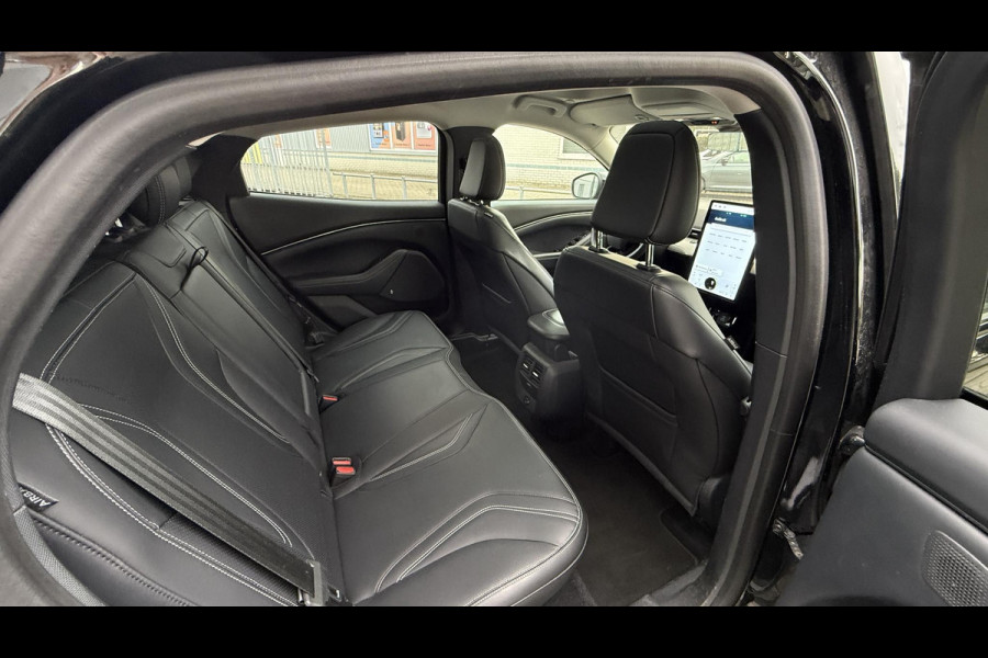 Ford Mustang Mach-E Aut. 75kwh Technolodgy Plus SoH 92% | Trekhaak | Panorama | Leder