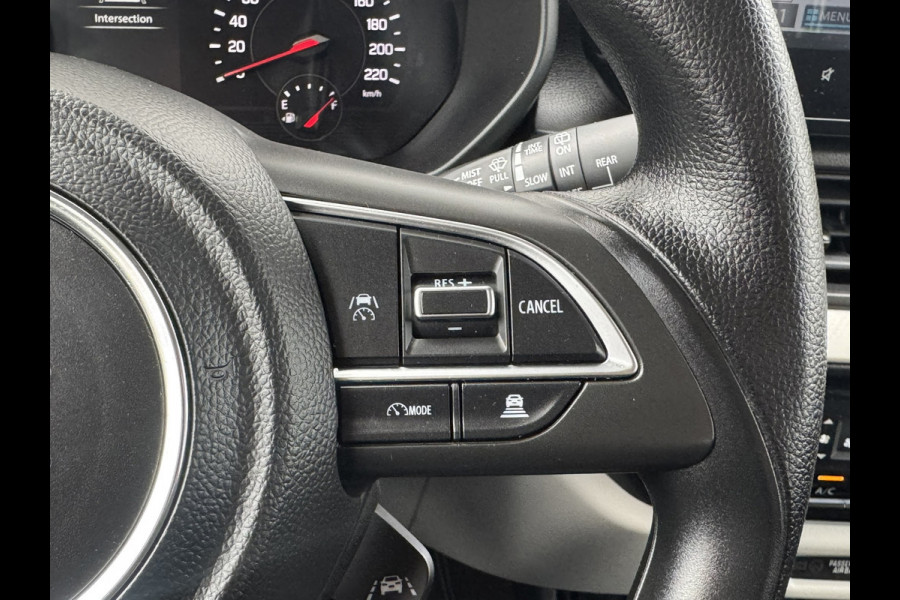Suzuki Swift 1.2 Style Smart Hybrid Adaptive cruise Camera Pdc Navigatie Dodehoek Carplay