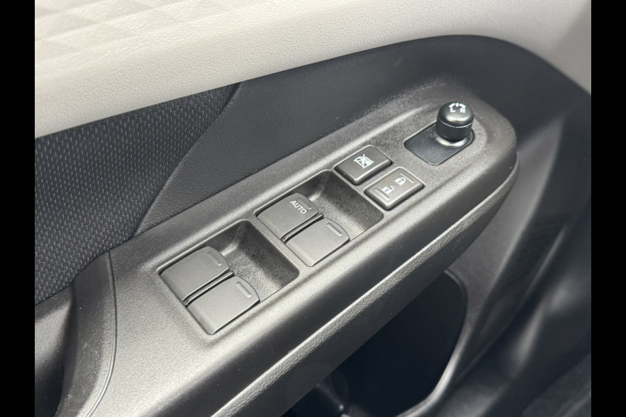 Suzuki Swift 1.2 Style Smart Hybrid Adaptive cruise Camera Pdc Navigatie Dodehoek Carplay