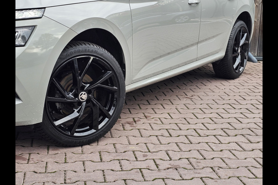 Škoda Kamiq 1.5 TSI ACT Sport Business | Automaat | Pano | Trekhaak | Black pack | Elek. achterklep | App-connect | Lane Assist | Sunset |