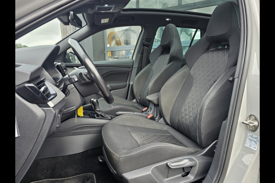 Škoda Kamiq 1.5 TSI ACT Sport Business | Automaat | Pano | Trekhaak | Black pack | Elek. achterklep | App-connect | Lane Assist | Sunset |