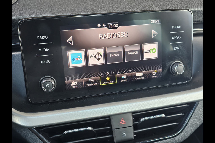Škoda Kamiq 1.5 TSI ACT Sport Business | Automaat | Pano | Trekhaak | Black pack | Elek. achterklep | App-connect | Lane Assist | Sunset |