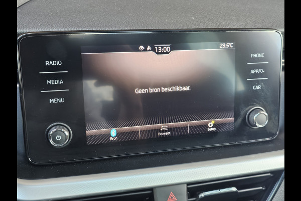 Škoda Kamiq 1.5 TSI ACT Sport Business | Automaat | Pano | Trekhaak | Black pack | Elek. achterklep | App-connect | Lane Assist | Sunset |