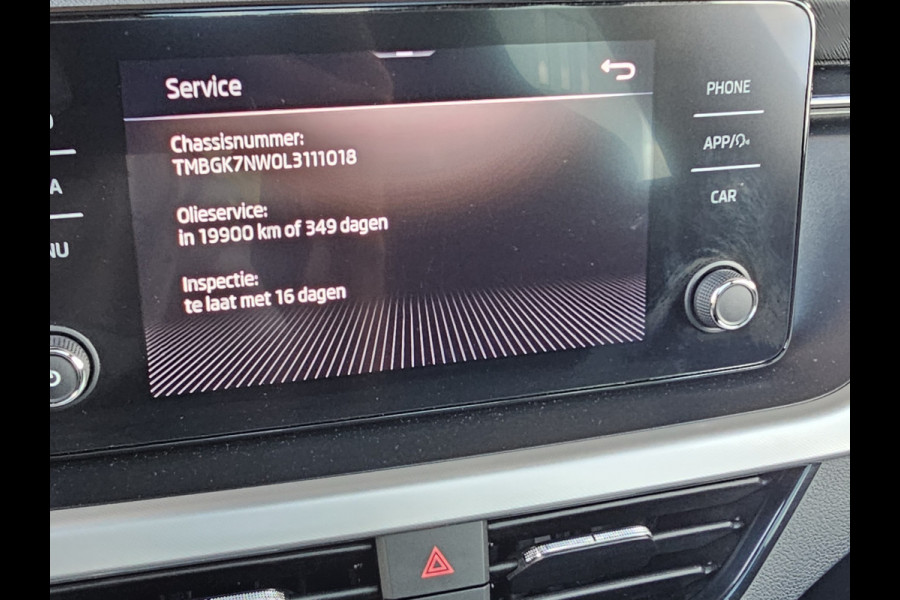 Škoda Kamiq 1.5 TSI ACT Sport Business | Automaat | Pano | Trekhaak | Black pack | Elek. achterklep | App-connect | Lane Assist | Sunset |