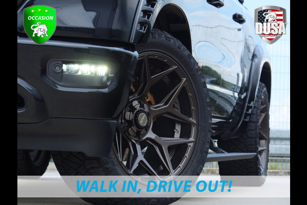 RAM 1500 Limited | 5.7 V8 | 4x4 | Crew Cab | Guerrilla Exhaust | RAMBAR | 22 inch 4play | Accent kleur | Full option Nieuw binnen!