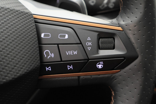 CUPRA Formentor 1.4 e-Hybrid Adrenaline SOH 97%, LED, ACC, Keyless, Navigatie, 19", PDC