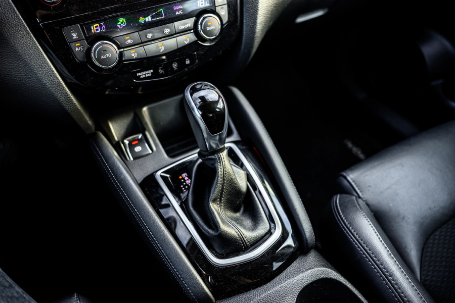 Nissan QASHQAI 1.3 DIG-T Tekna /Panorama dak/360/Automaat