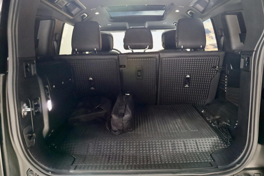 Land Rover Defender P400e 110 X-Dynamic HSE Gr.NAV|PANO|TrkHk|VOL
