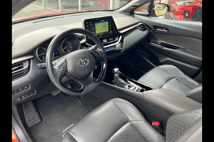 Toyota C-HR 2.0 Hybrid Launch Edition | Eerste eigenaar, JBL, 18 inch, Parkeersensoren, Dodehoekherkenning, Stoelverwarming, Leer