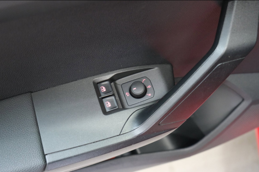 Seat Ibiza 1.0 TSI Style - N.A.P. Airco, Cruise, Virtueel display, Carplay.